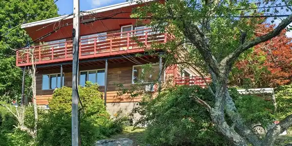26 Stony Brook Rd