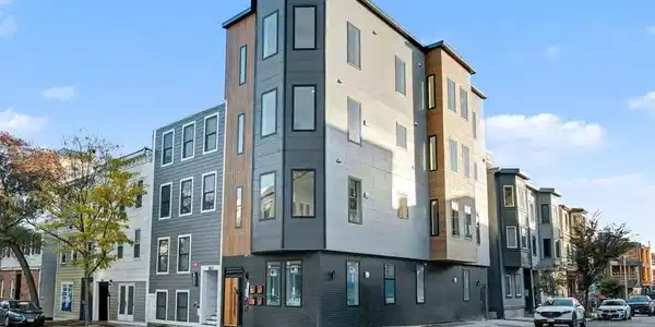 181 Maverick Street