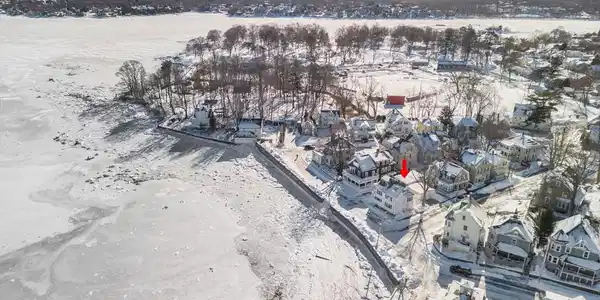1 Shore Ave