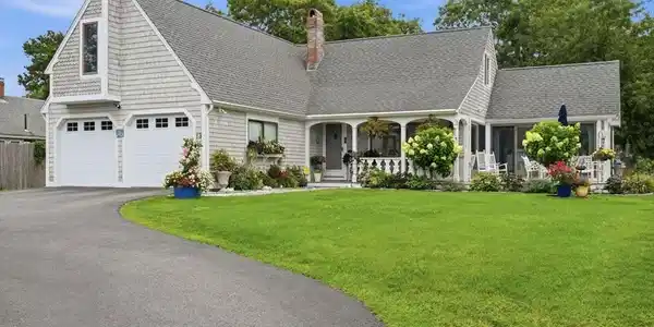 13 Maloney Lane