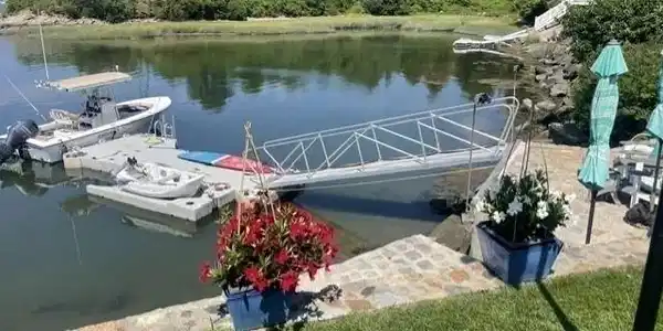 55 Memorial Dr