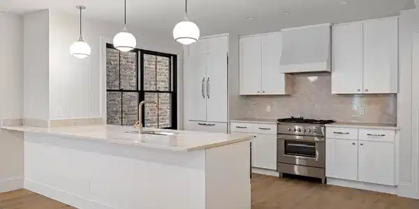 421 Saratoga