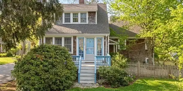 136 Leonard Street