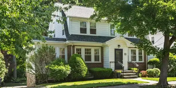 32 Pilgrim Road