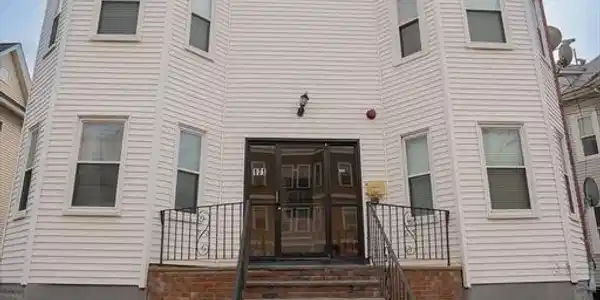 171 Hichborn St.