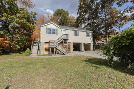 5 E Public St