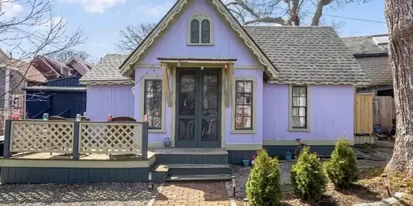 1 Pease Avenue