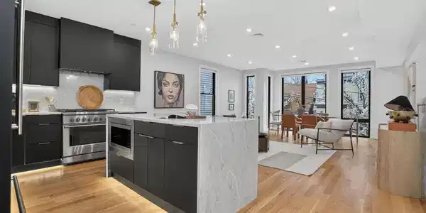8-10 Mercer Street