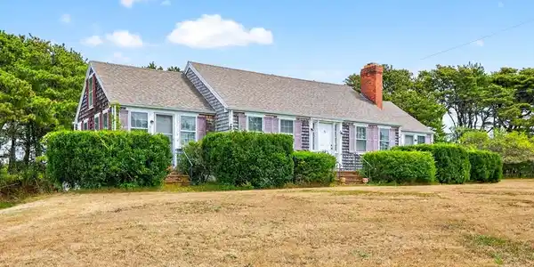 71 Shore Road