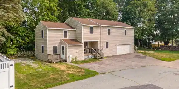 24 Knapp St