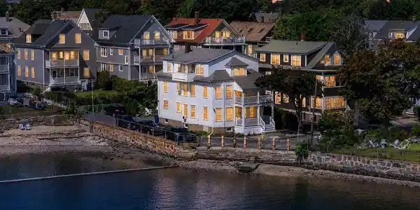 16 Glover St