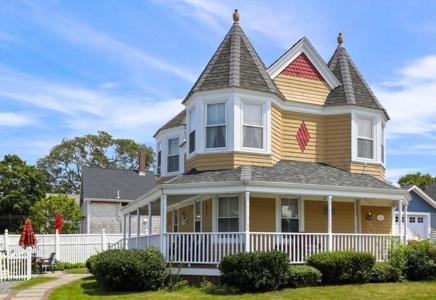 12 Grove St