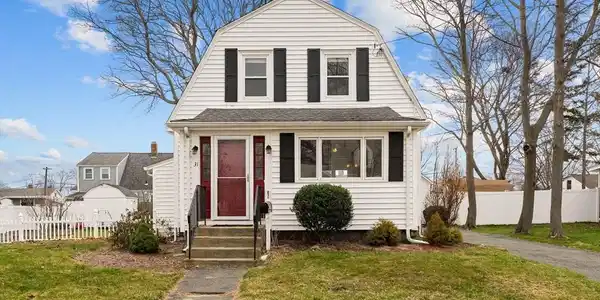 31 Howe St
