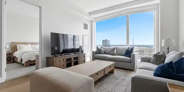240 Devonshire St