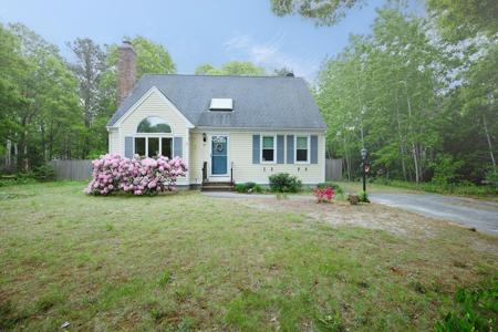 95 Rockville Ave