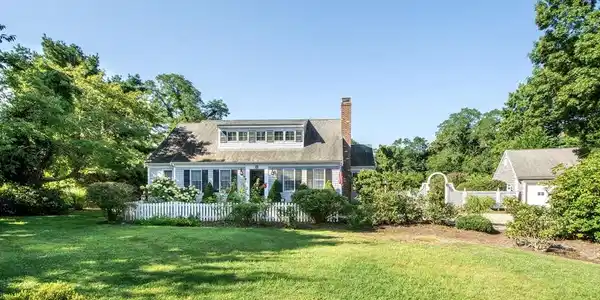 25 Eastwind