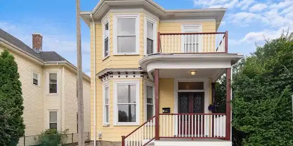 8 Thornley St