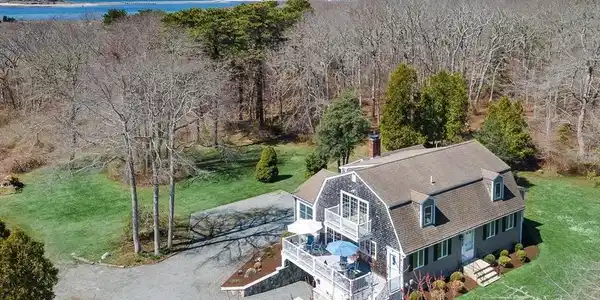 20 Shawmut Rd