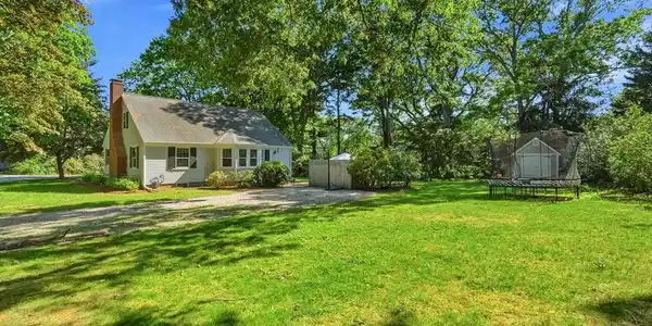 32 Wadsworth Rd