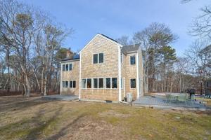 155 Gross Hill Rd