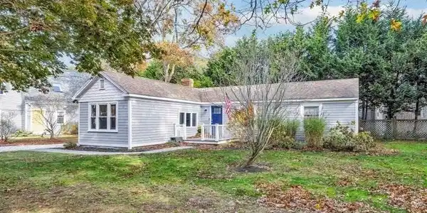 576 Strawberry Hill Rd