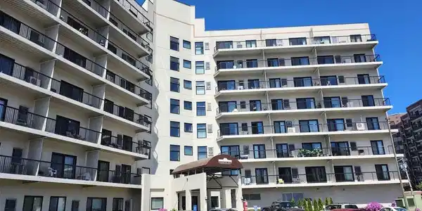 133 Commander Shea Blvd