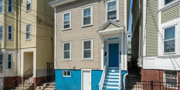 212 Princeton St.