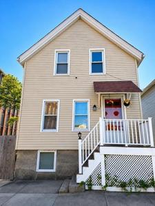 1 Thatcher St