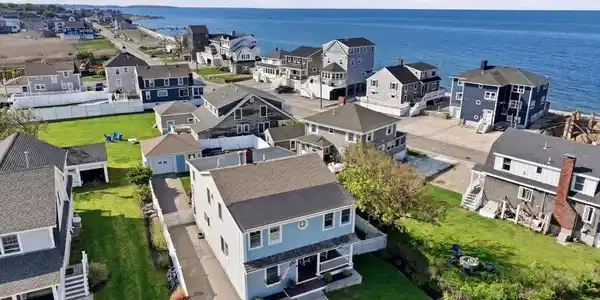 37 Eleventh Ave