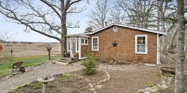 134 Wellington Ave
