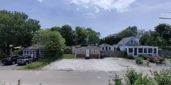 44 North Blvd