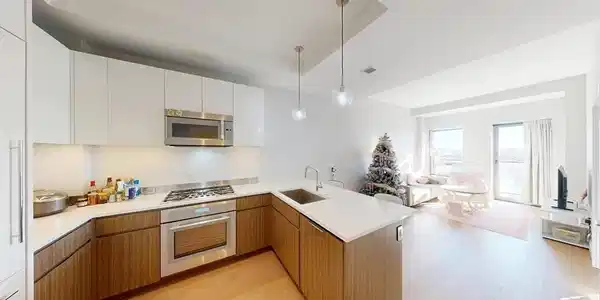 100 Shawmut Ave