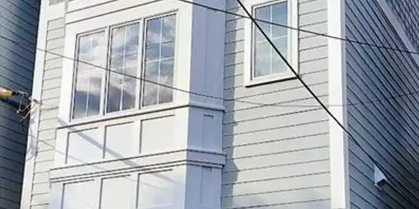 84 Baxter St