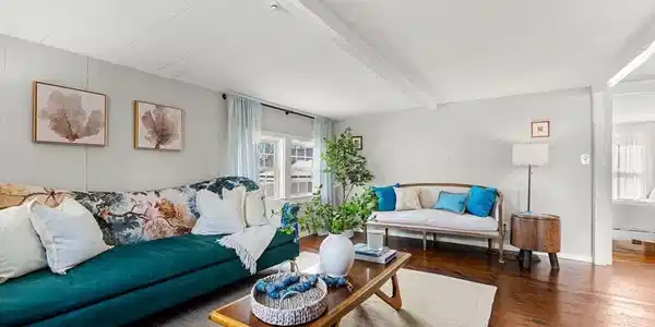 26 Bayview Rd.