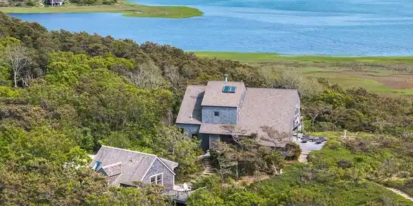 1400 Chequessett Neck Road