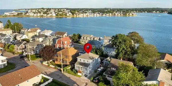 67 Whitehead Ave
