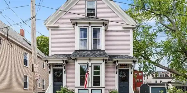 2 Warner St