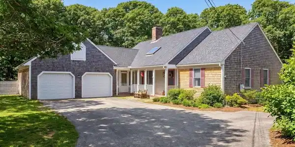 13 Oak Lane