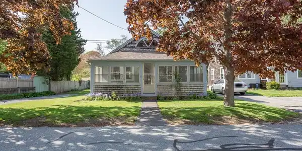 12 Cole St