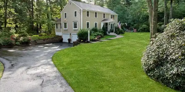 20 Lady Slipper Ln