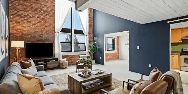 33 Maplewood Avenue