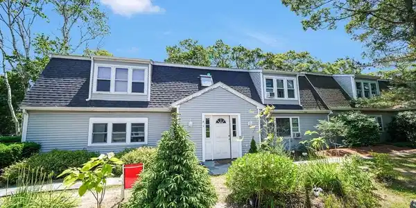 733 W Main St