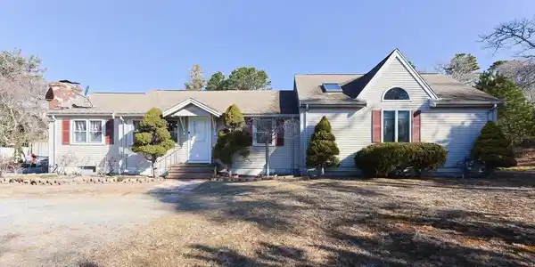 1046 Queen Anne Rd