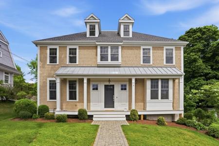 7 Howe St