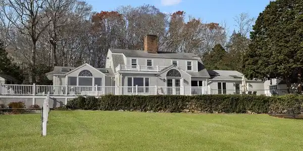 17 Swift Road