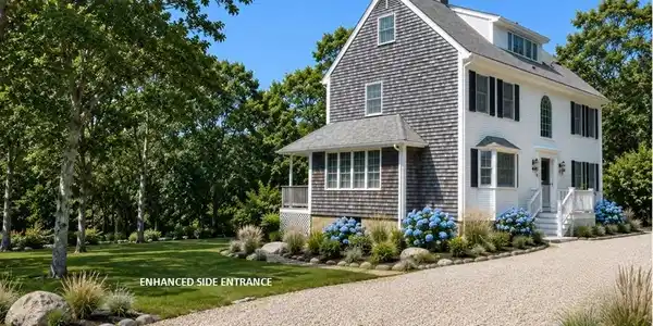 81 Whalers Walk