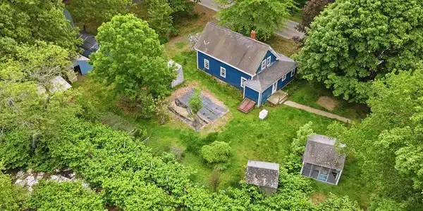 200 Stockbridge Rd