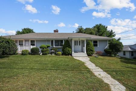 138 Bourn Ave
