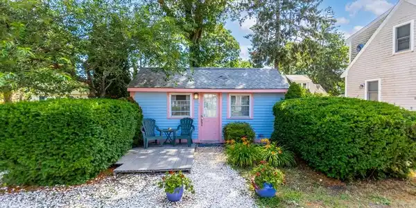 9 Bells Neck Rd