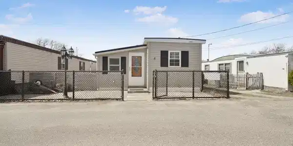 3030 Cranberry Highway, U:5